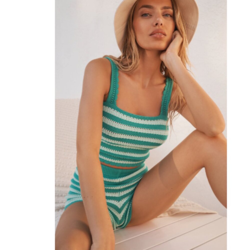 Brand New Flat White by Anthropologie Striped Knit Cropped Top